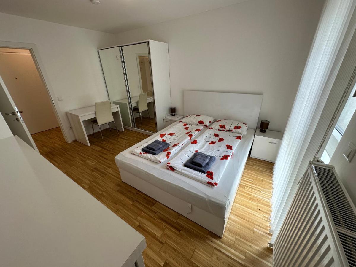 Hauptbahnhof Ferienwohnung Am Park Wien Eksteriør bilde